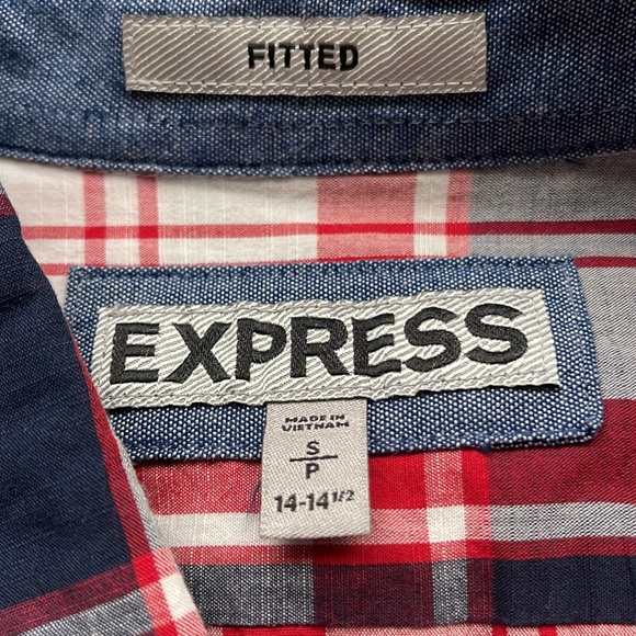 Collar Short Sleeve Button Down - Picture 2 of 2